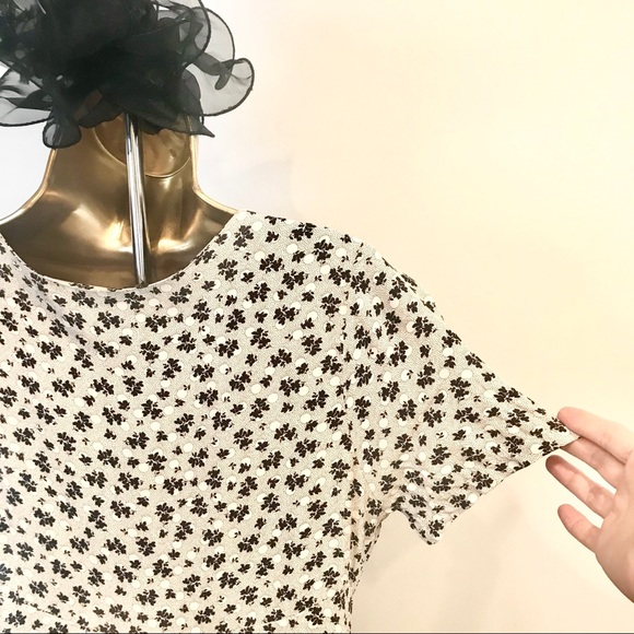 Olive Dresses Black/White print Dress size S knee length! Good for any occasion! - Picture 6 of 8